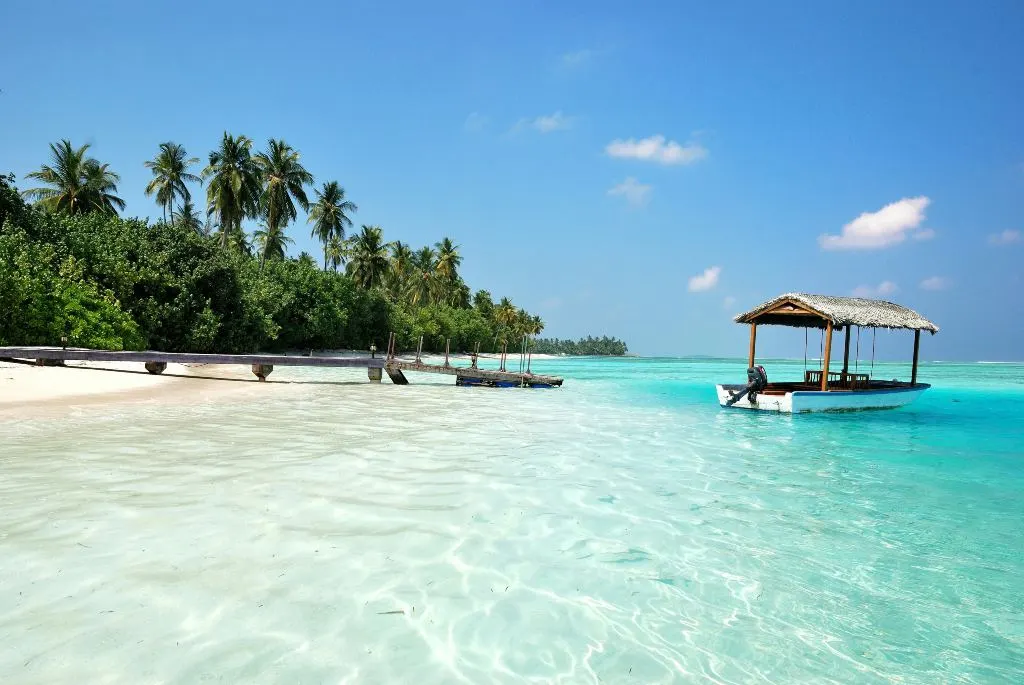 maldivestraveandtourpackage2025